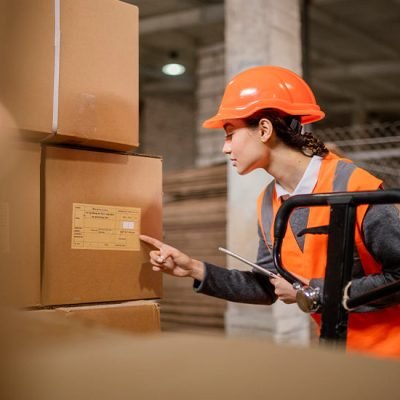 Why Reliable Courier Services Matter for Modern Businesses